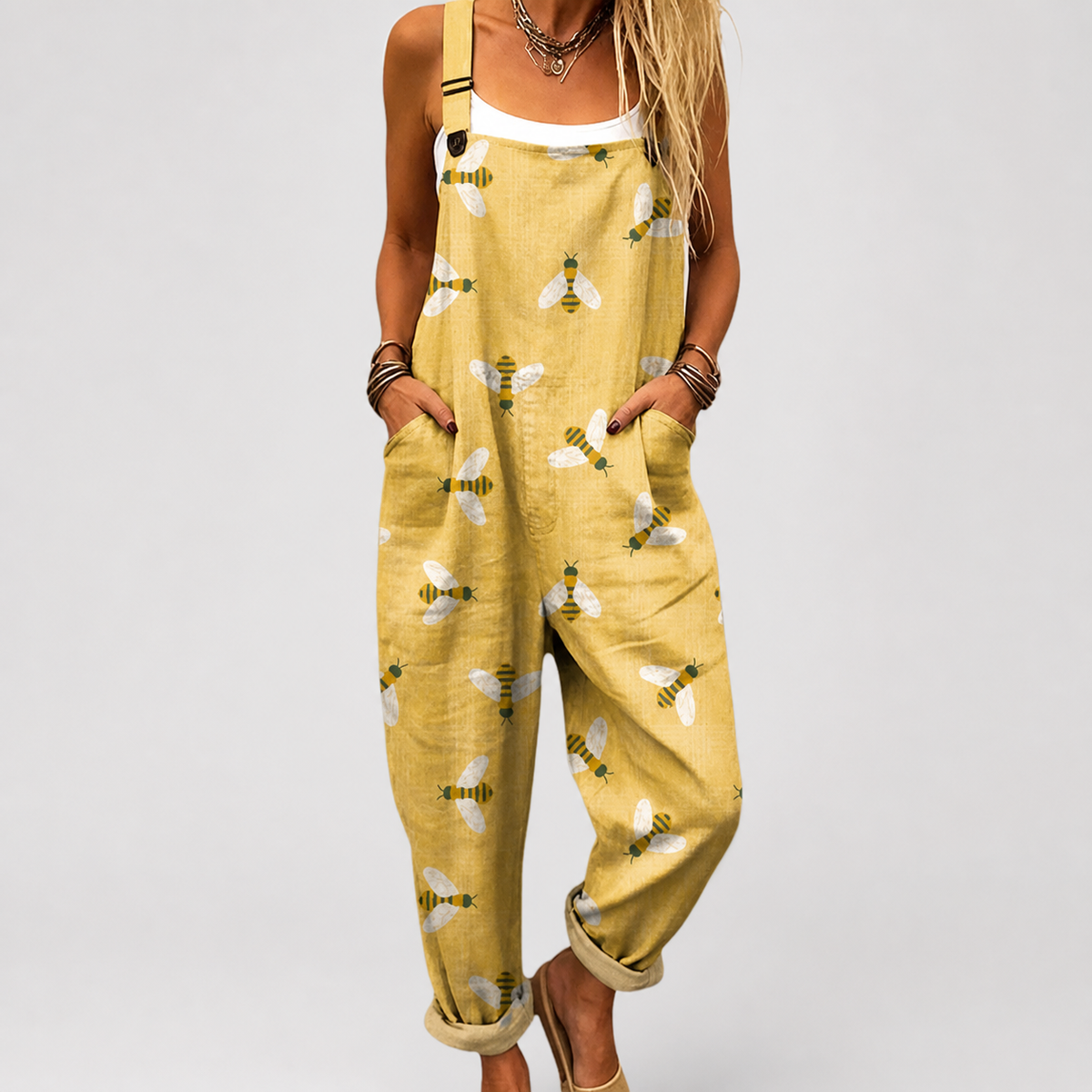 Overol Estampado Abejas Amarillo Pálido