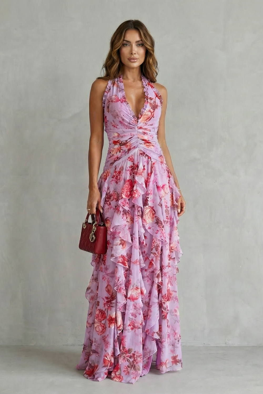 Adriana | Romántico Vestido Largo en Cascada de Rosas con Cuello Halter