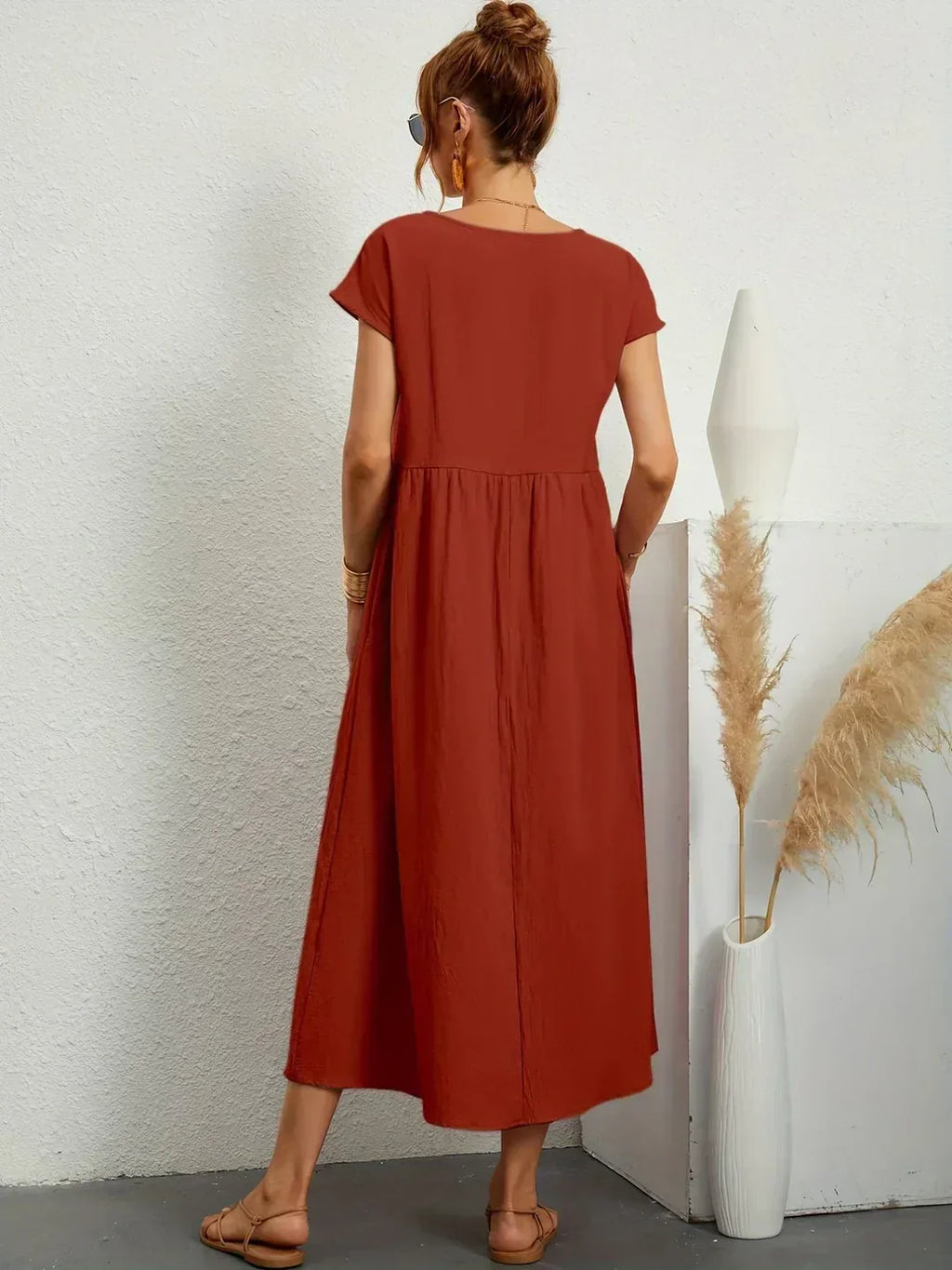 Gabriela | Vestido midi fluido de elegancia atemporal