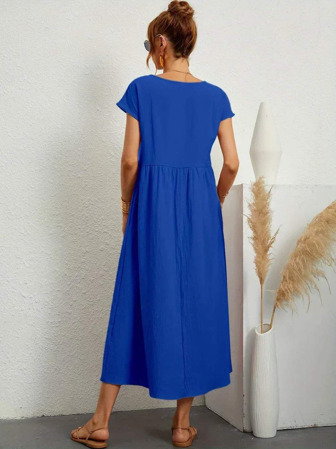 Gabriela | Vestido midi fluido de elegancia atemporal