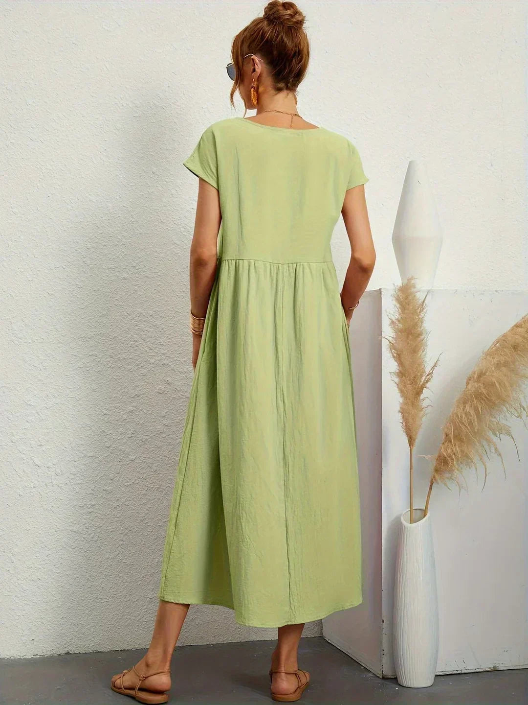 Gabriela | Vestido midi fluido de elegancia atemporal
