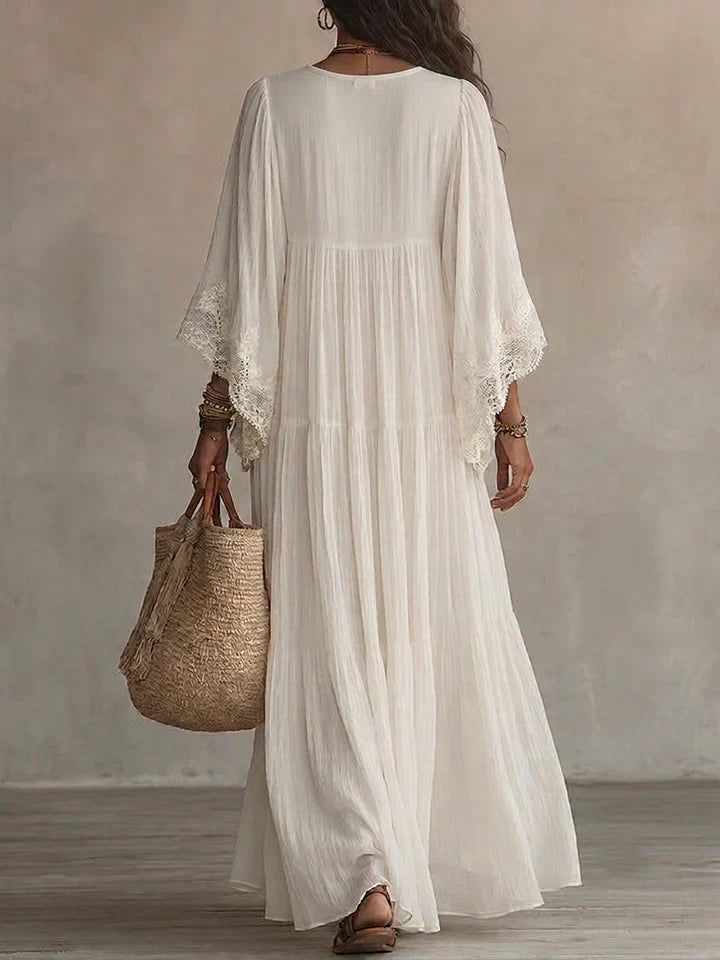 Serena | Vestido Largo de Chiffón Blanco con Escote en V, Mangas Murciélago y Encaje Blanco