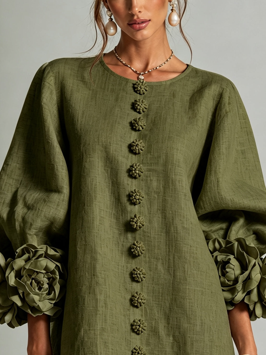 Vestido Mini Camisero Floral Verde Olivo con Puños Florales Vistosos