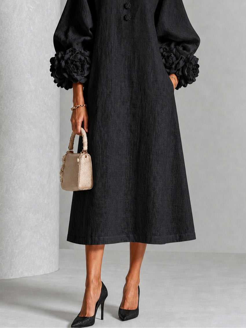 Perla - Vestido Midi Negro Floral con Botones y Mangas Extravagantes