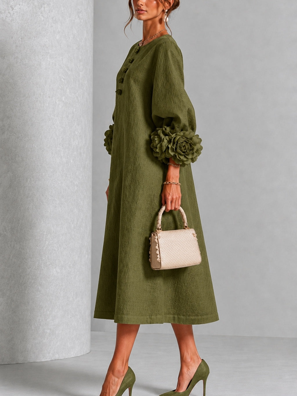Brenda - Vestido Midi Verde Olivo con Botones y Mangas Florales Extravagantes