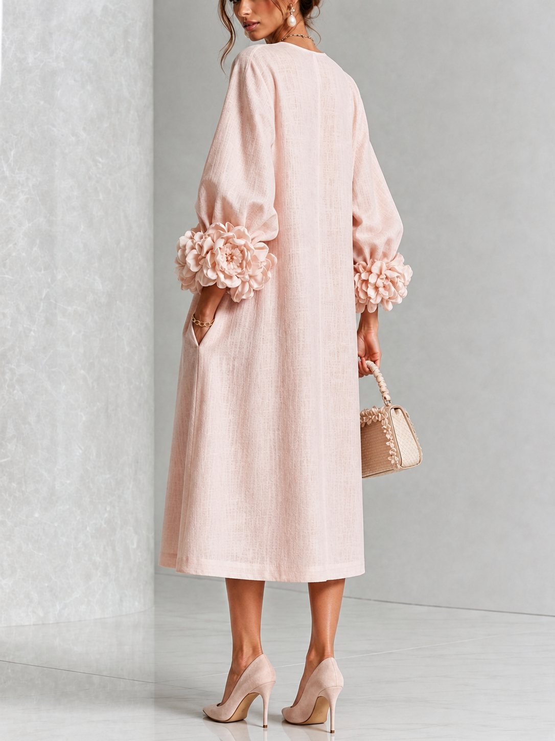 Rosalía - Vestido Midi Rosa Floral con Botones y Mangas Extravagantes