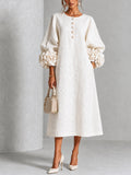 Celeste - Vestido Midi Blanco con Botones y Mangas Decoradas