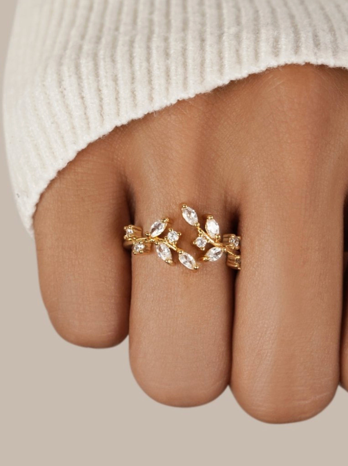 Anillo de Espiral de Cristal