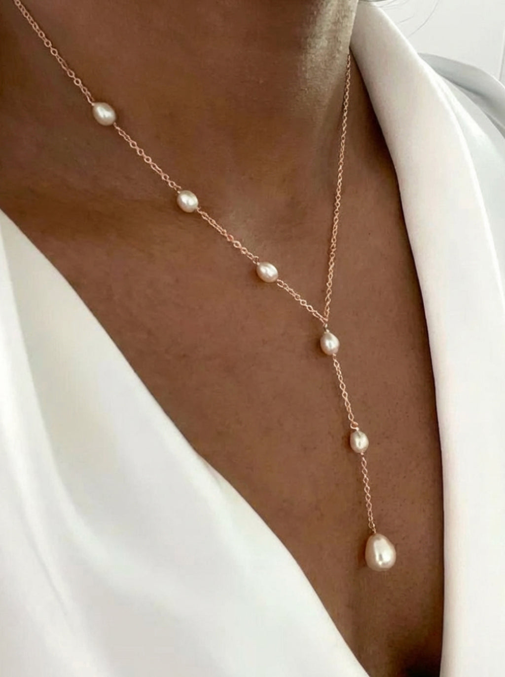 Collar Vintage con Perlas