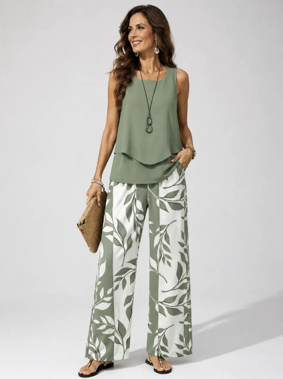 Petronila™ | Conjunto Verde Salvia Blusa y Pantalón Botánico